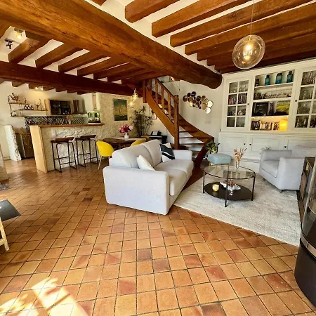 La Maison Des Roses, Maison De Charme 4 Personnes Avec Un Jardin Et Parking Prive *